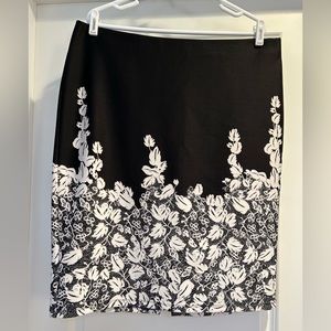 NYCC black with white floral pencil skirt XL